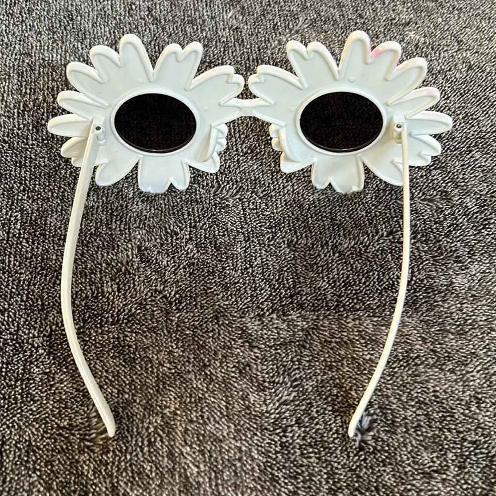 Flower sunglasses